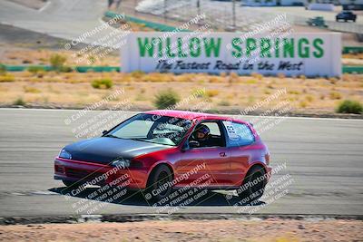 media/Oct-18-2025-Extreme Speed (Sat) [[d6d7e1fef1]]/Group 1 Red/Session 2 (Turn 3)/